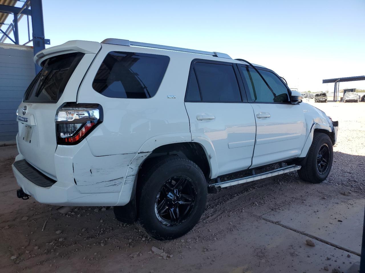 2016 Toyota 4Runner - Image 3
