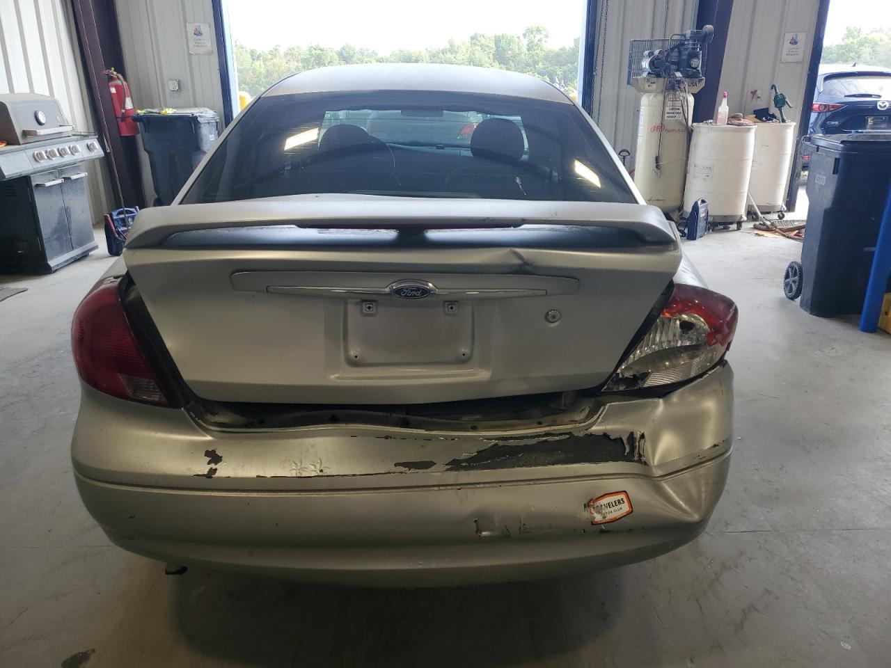 2002 Ford Taurus Se VIN: 1FAFP53U32A183348 Lot: 69269414