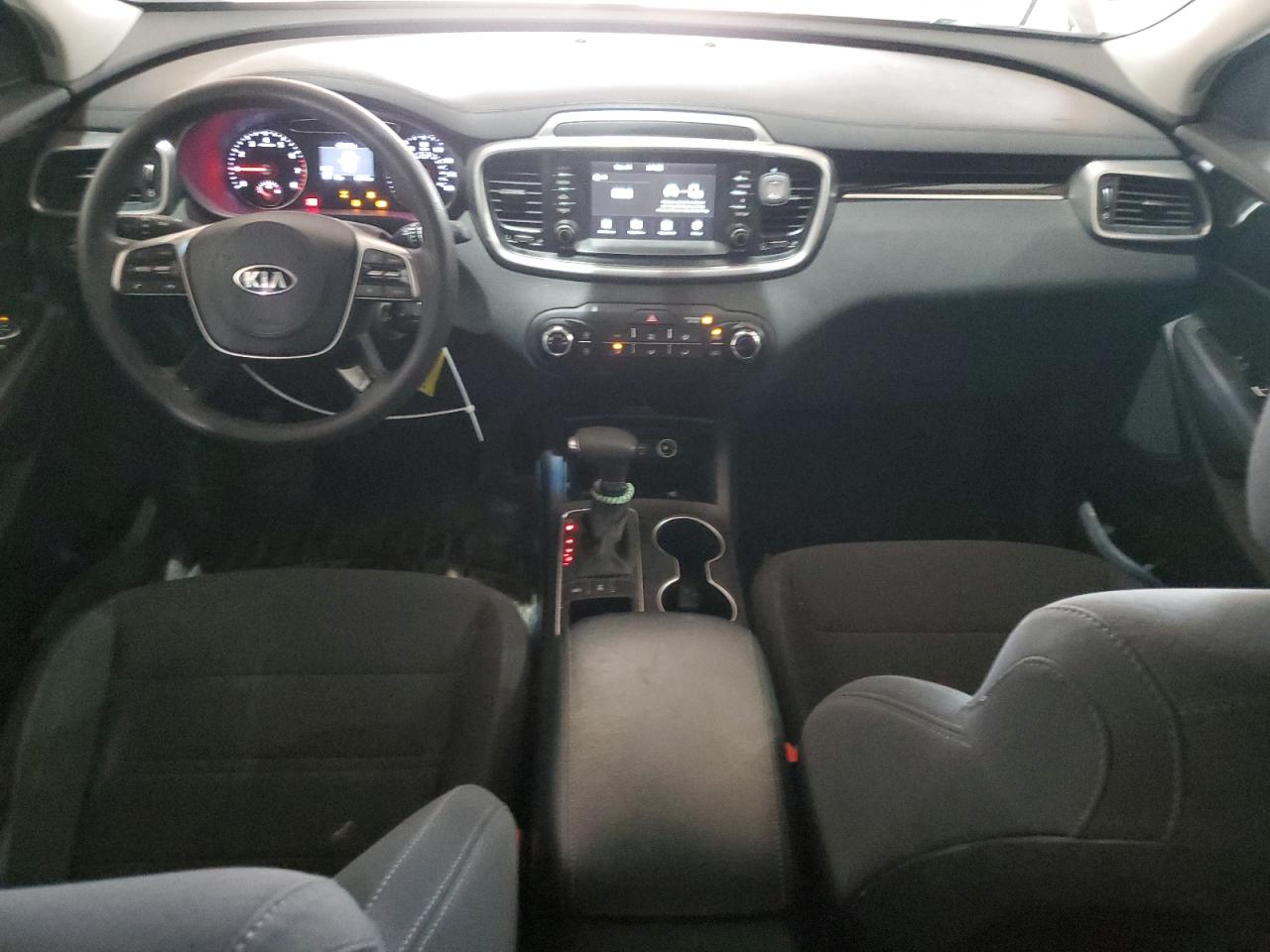 5XYPGDA30KG474487 2019 Kia Sorento L