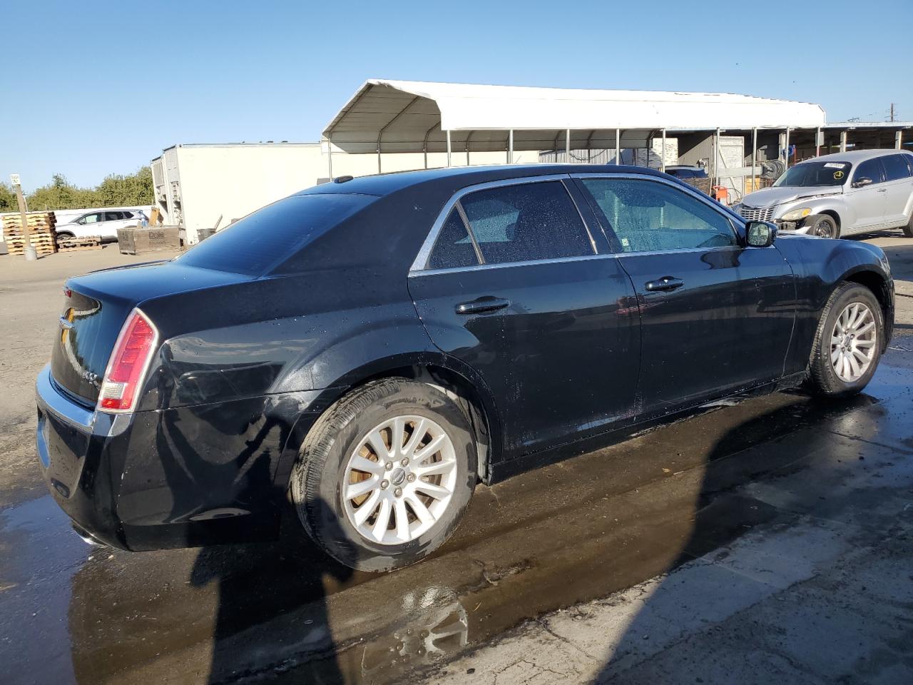 2014 Chrysler 300 - Image 3