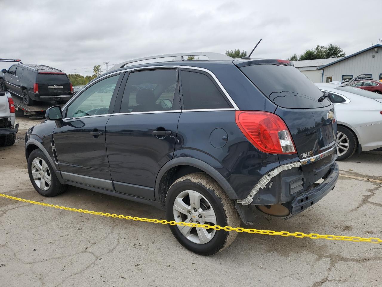 3GNAL2EK3FS522499 2015 CHEVROLET CAPTIVA - Image 2