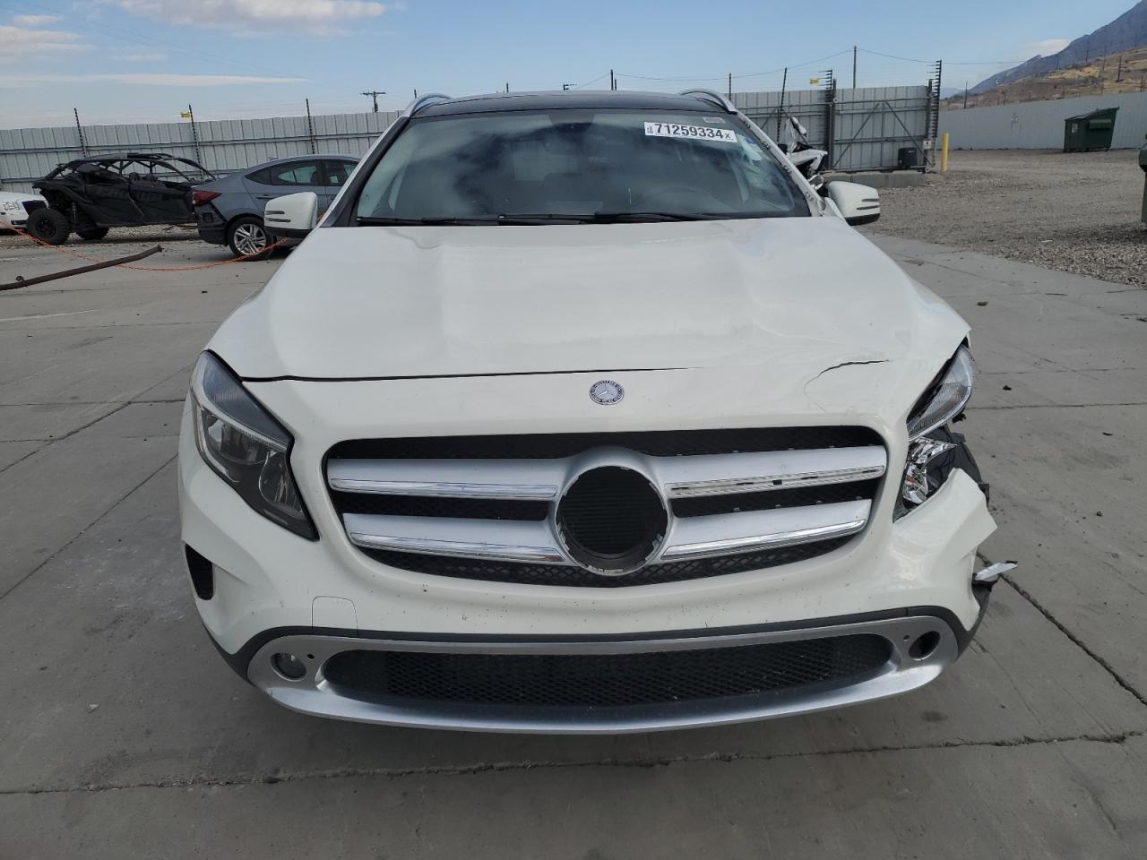 VIN WDCTG4GB3FJ130763 2015 MERCEDES-BENZ GLA-CLASS no.5