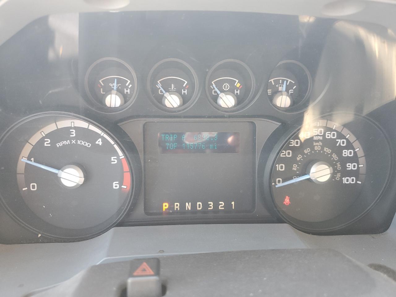 2013 Ford F450 - Image 9
