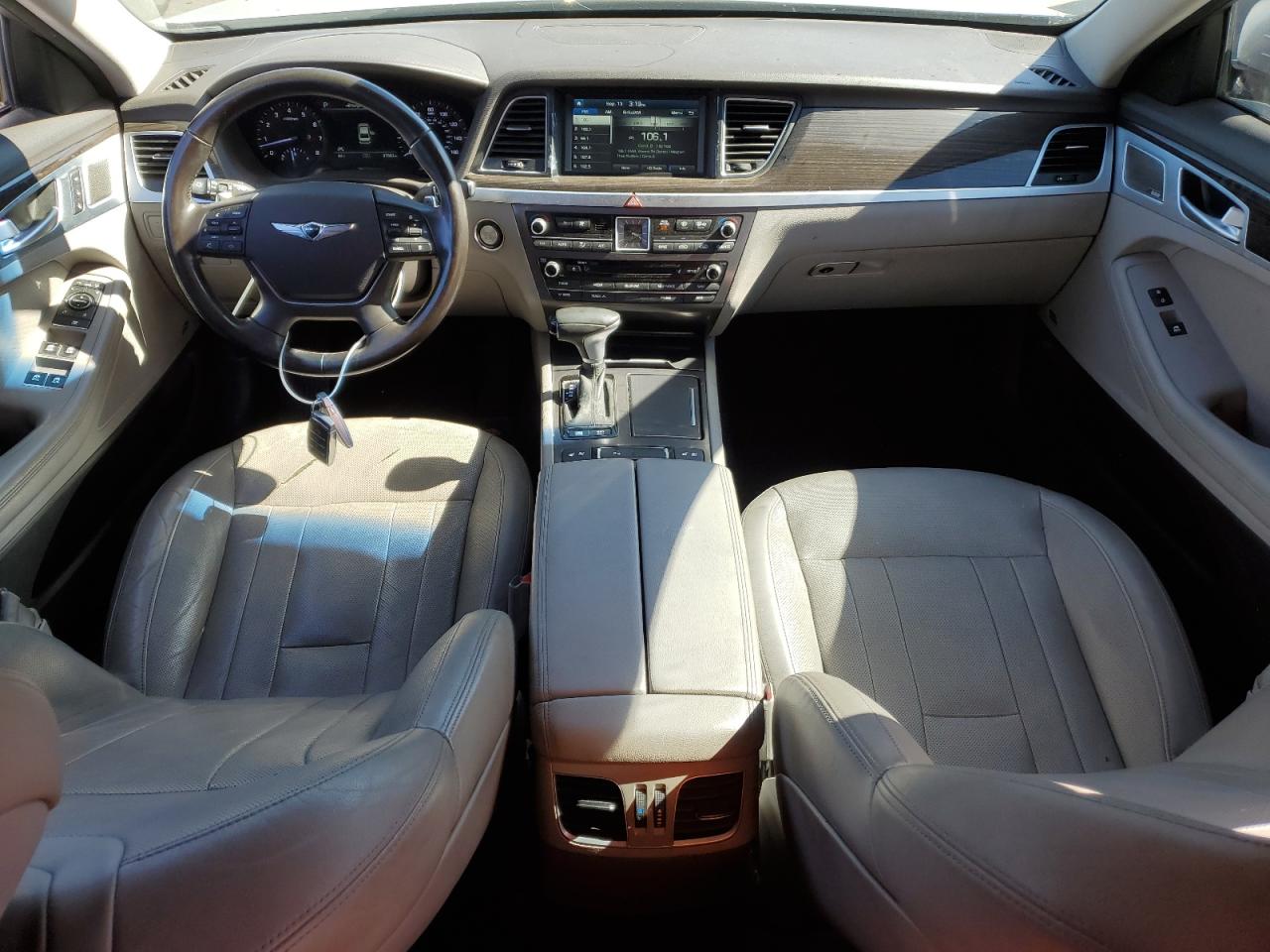 KMHGN4JE1JU239080 2018 Genesis G80 Base