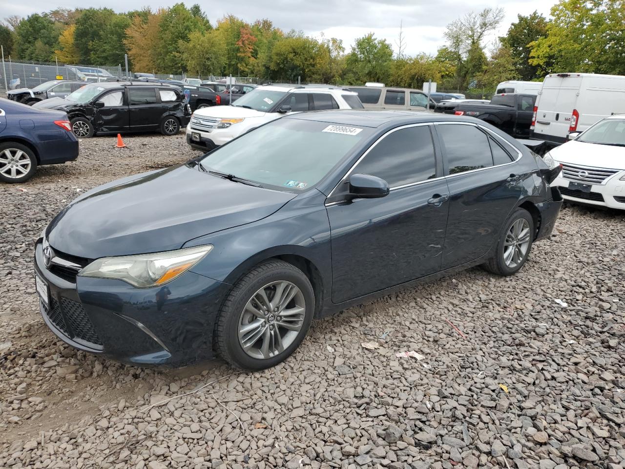 4T1BF1FK0FU063327 2015 TOYOTA CAMRY - Image 1