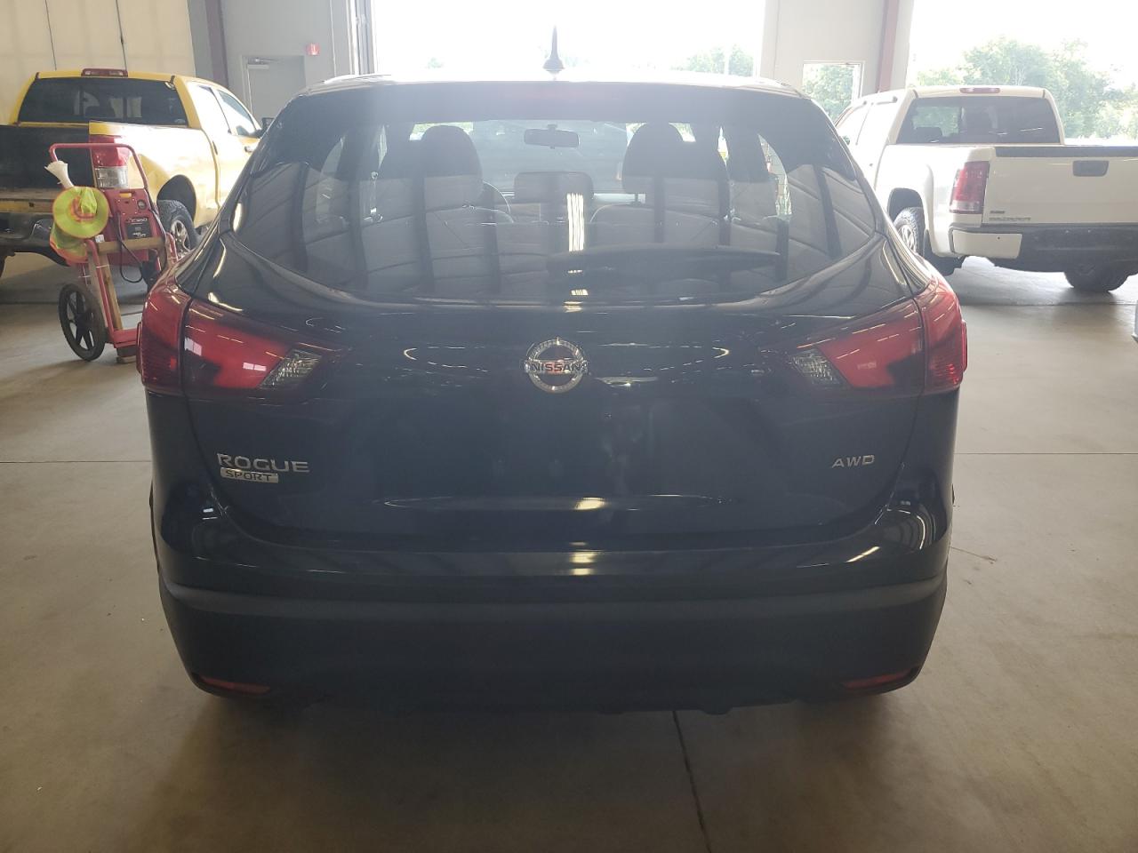 2019 Nissan Rogue Sport S VIN: JN1BJ1CR2KW329887 Lot: 71337744