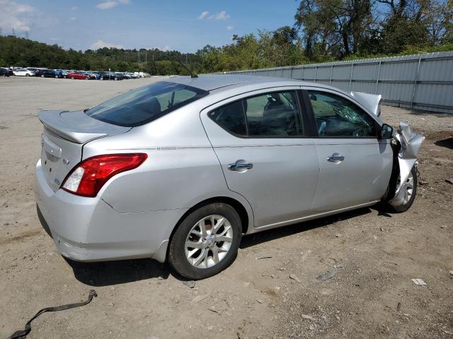  NISSAN VERSA 2016 Srebrny