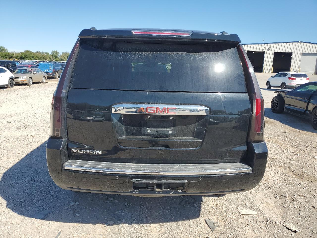 1GKS2CKJ6FR693076 2015 GMC Yukon Denali