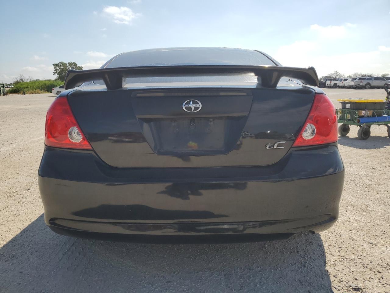 JTKDE177560106263 2006 Toyota Scion Tc