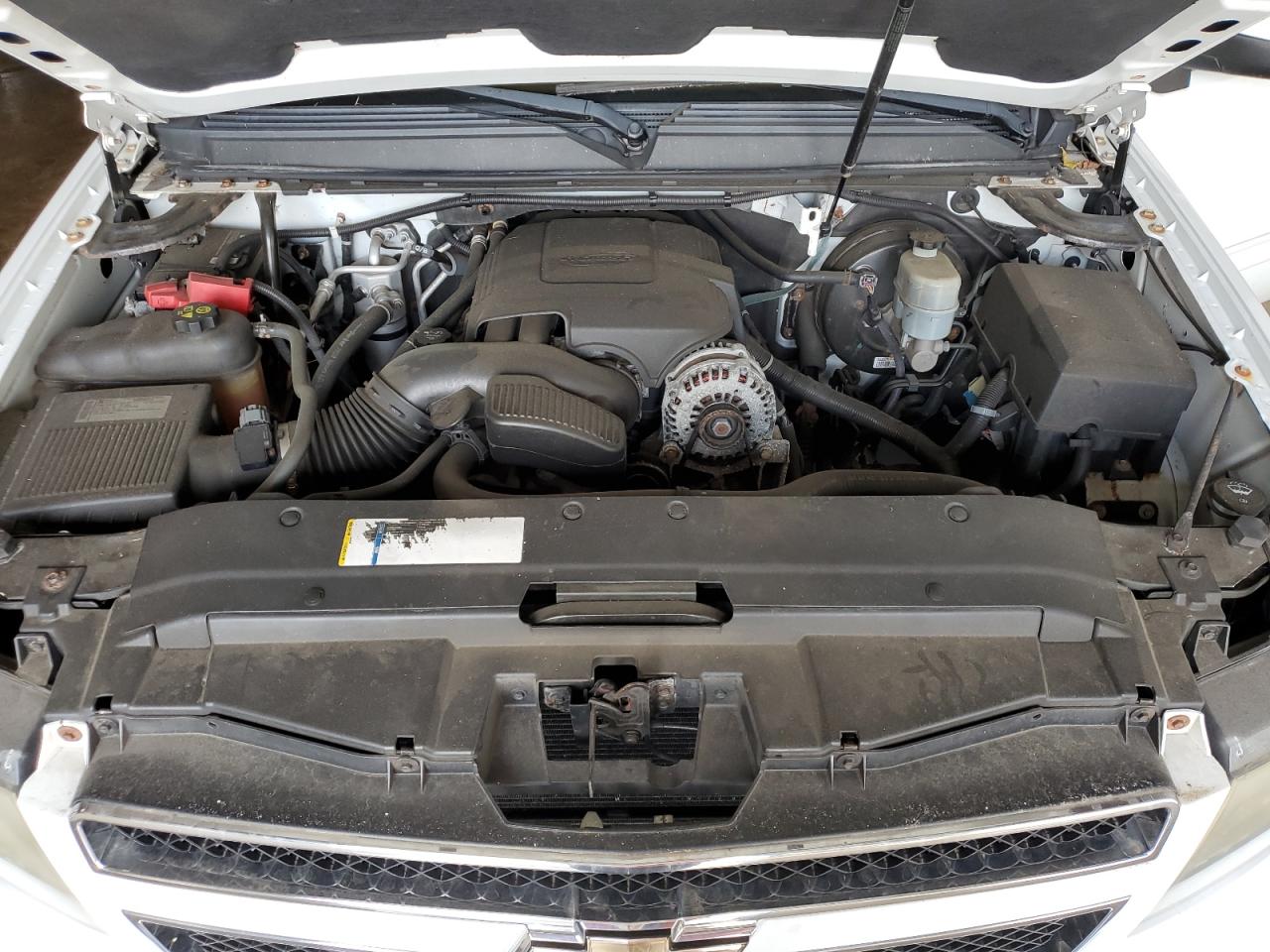 1GNSKJE32BR111389 2011 Chevrolet Suburban K1500 Lt