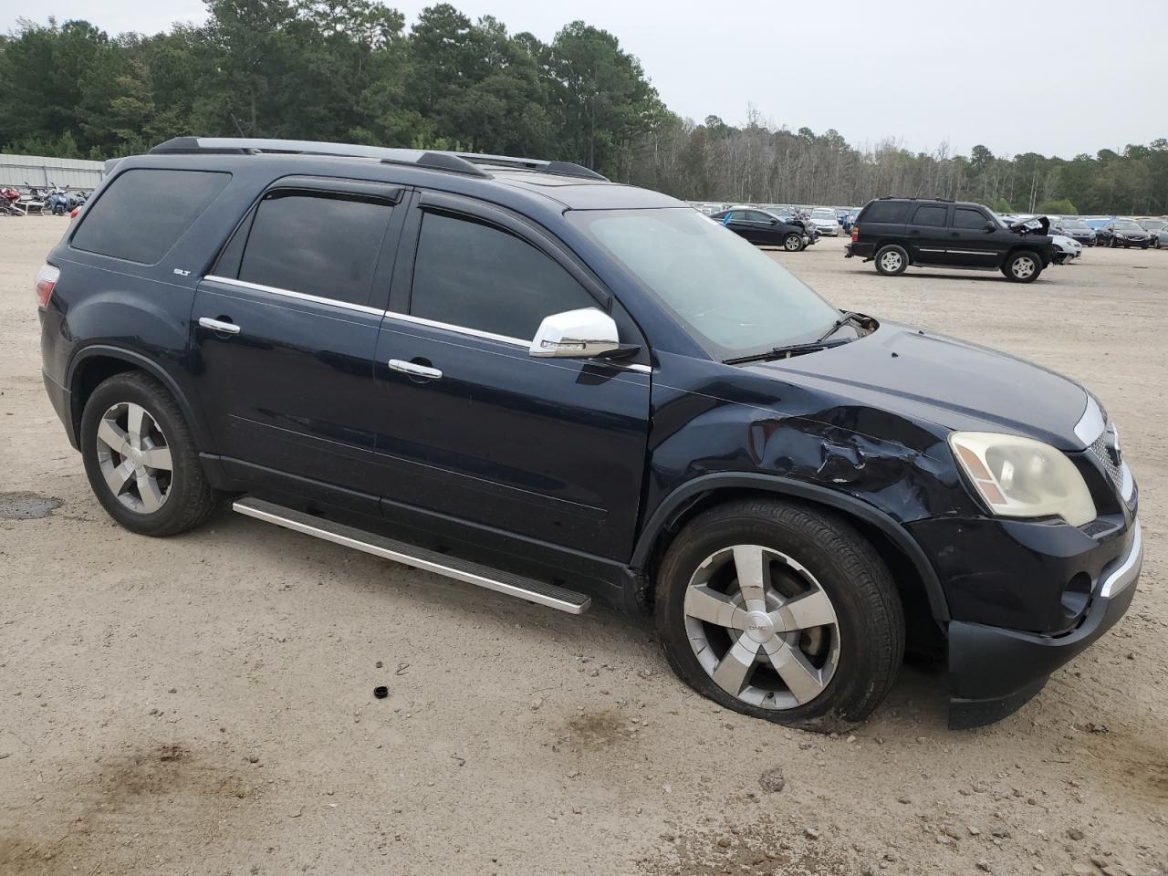 2012 GMC Acadia - Image 4
