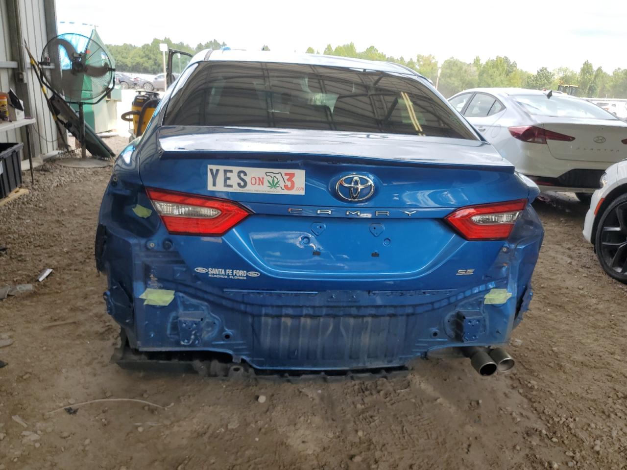 4T1B11HK5JU035883 2018 Toyota Camry L