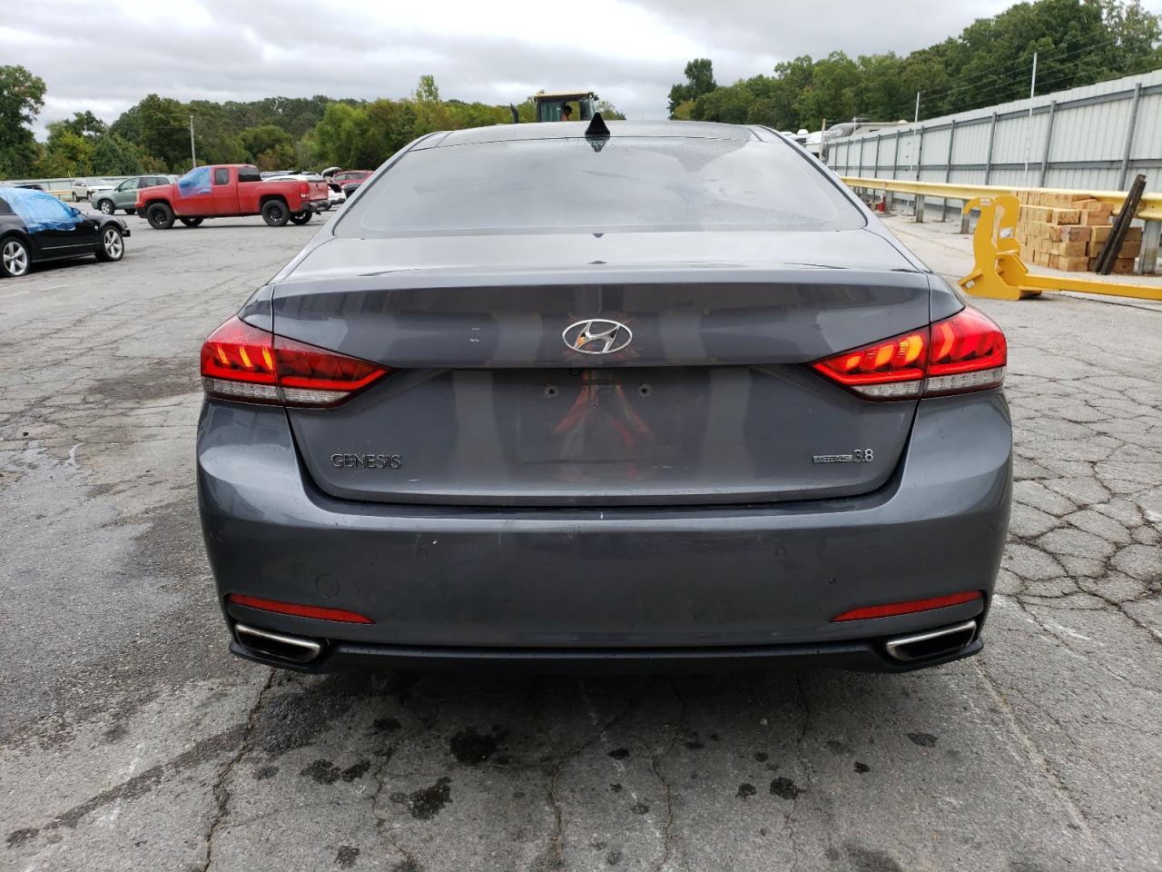 2015 Hyundai Genesis 3.8L VIN: KMHGN4JE0FU073805 Lot: 70972844