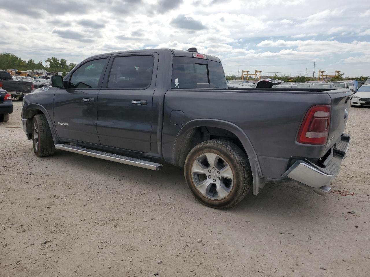 2019 Ram 1500 Laramie VIN: 1C6SRFJT6KN537186 Lot: 71089154