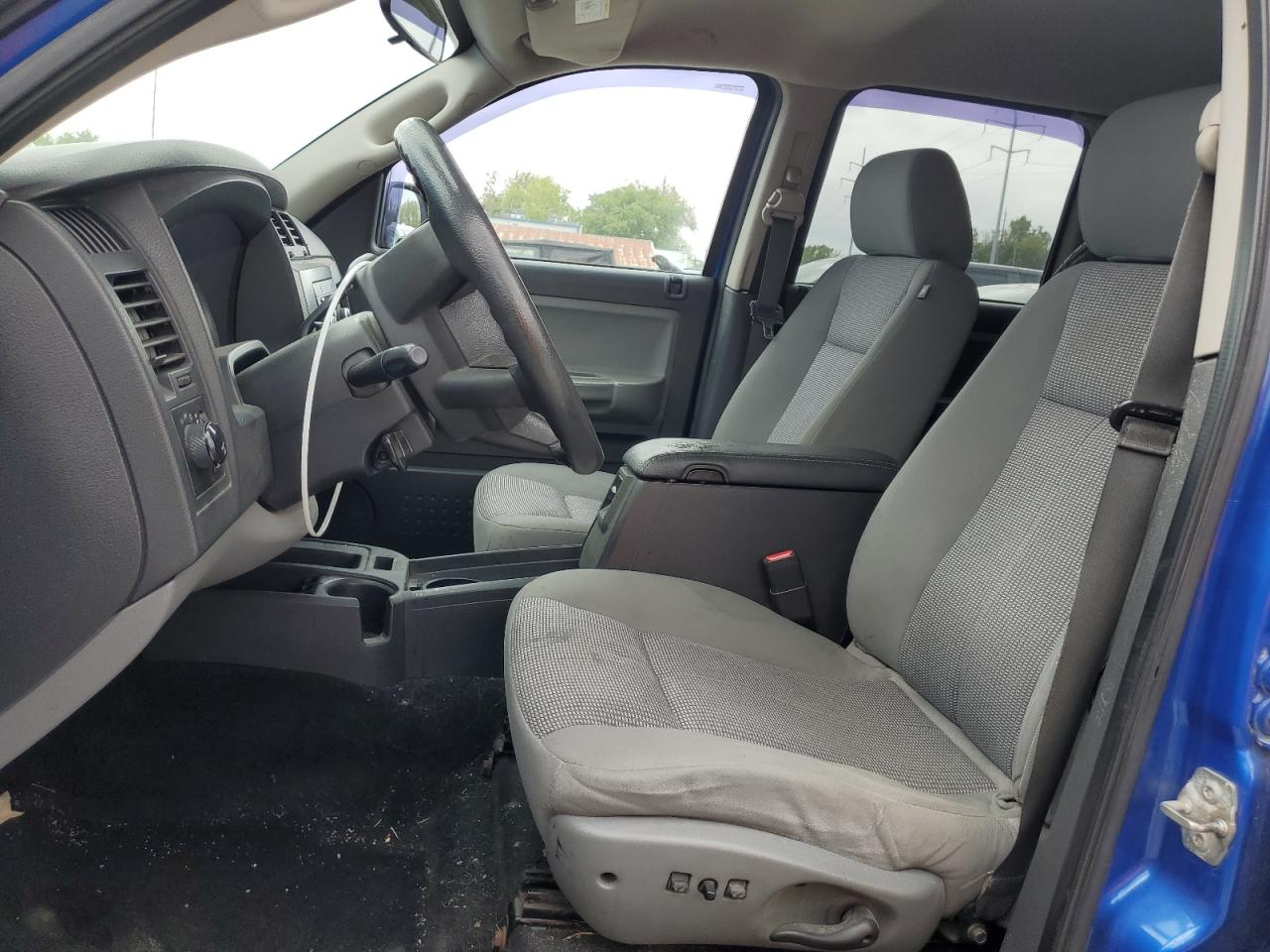 2008 Dodge Dakota - Image 7