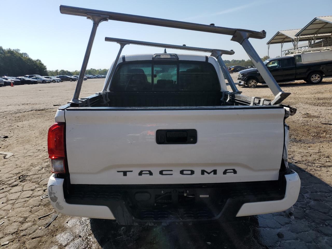 2018 Toyota Tacoma - Image 6