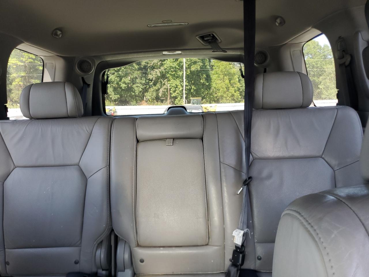 2010 Honda Pilot - Image 10