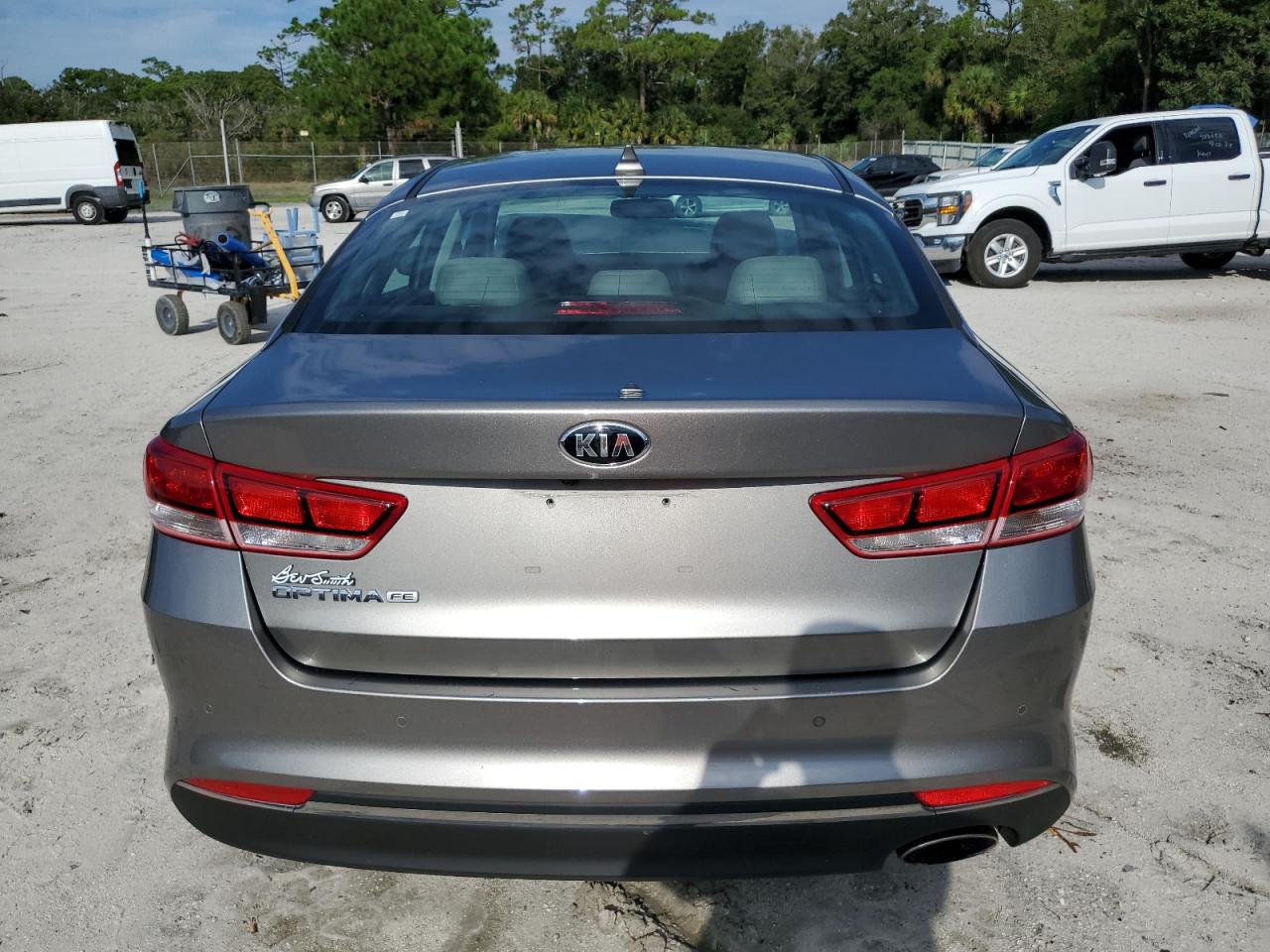 2018 Kia Optima Lx VIN: 5XXGT4L39JG186480 Lot: 71416344