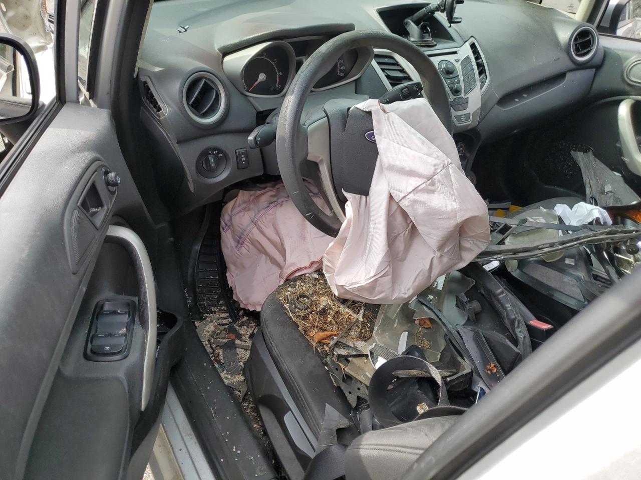 2011 Ford Fiesta Se VIN: 3FADP4BJ3BM198654 Lot: 73142094