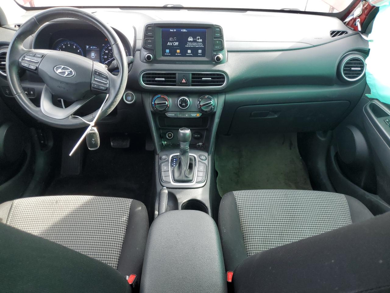 KM8K6CAA2JU077569 2018 Hyundai Kona Sel