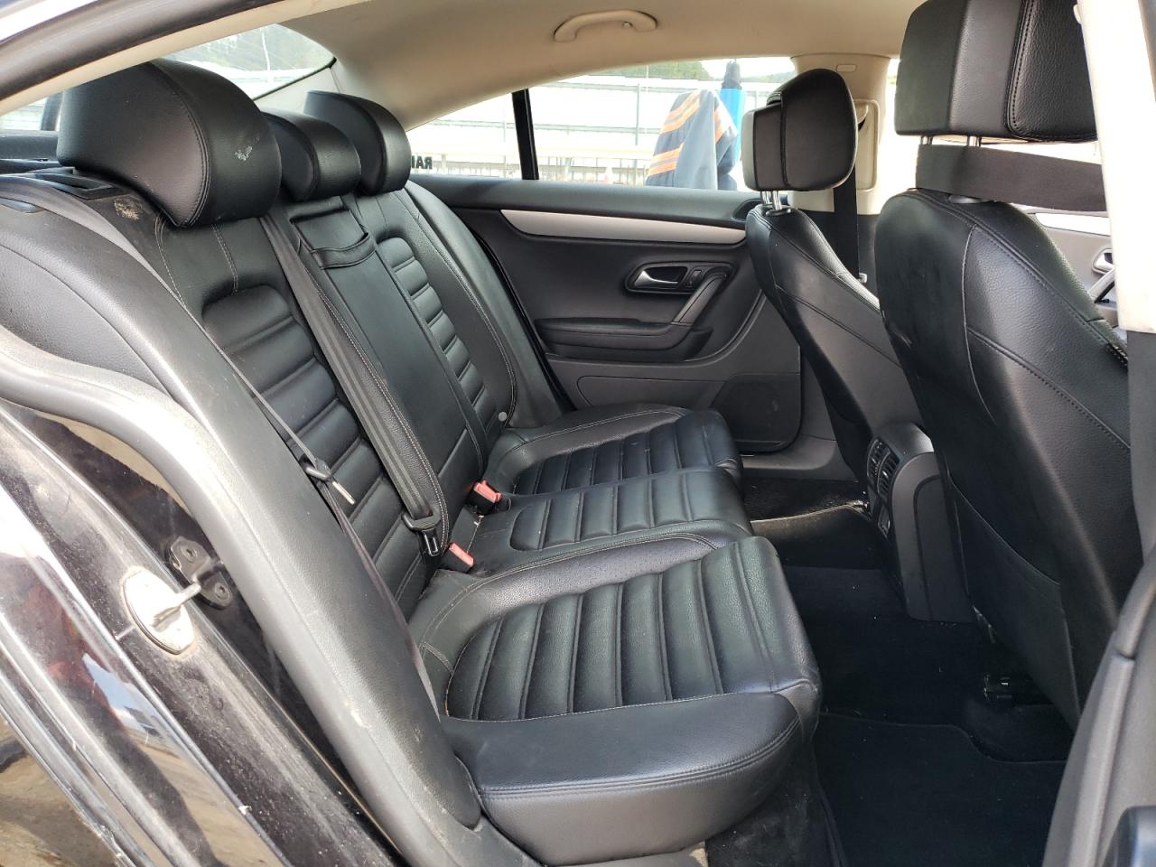 2014 Volkswagen Passat CC - Image 10