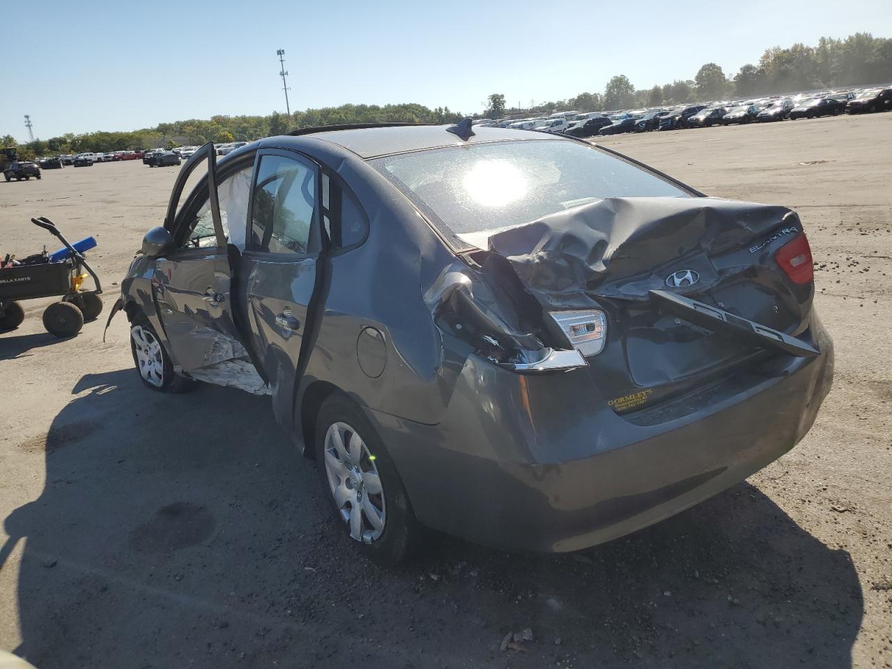 2009 Hyundai Elantra - Image 2