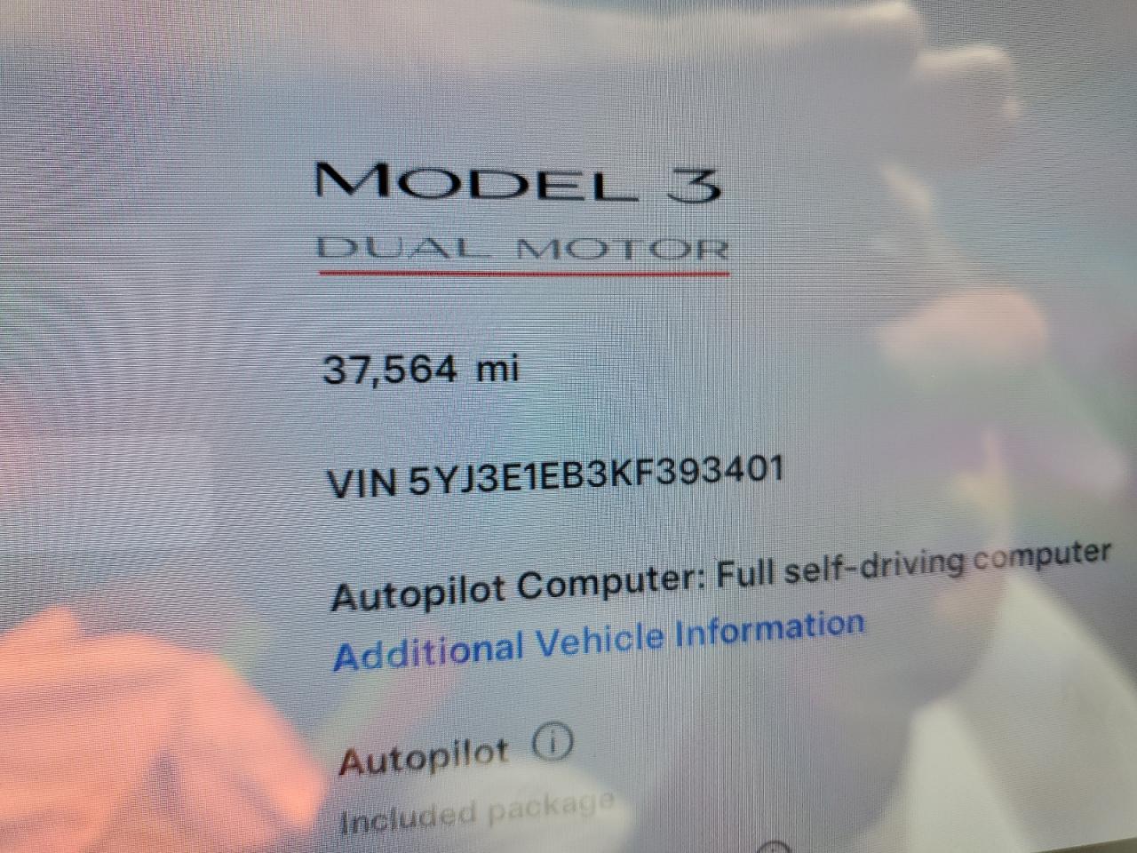 5YJ3E1EB3KF393401 2019 Tesla Model 3