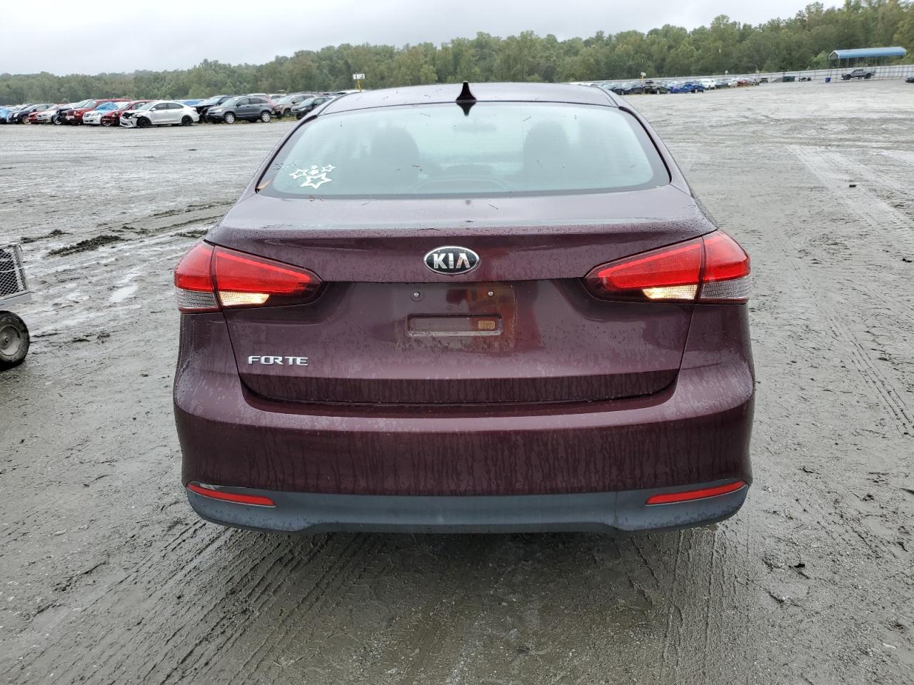 3KPFK4A73JE194636 2018 Kia Forte Lx