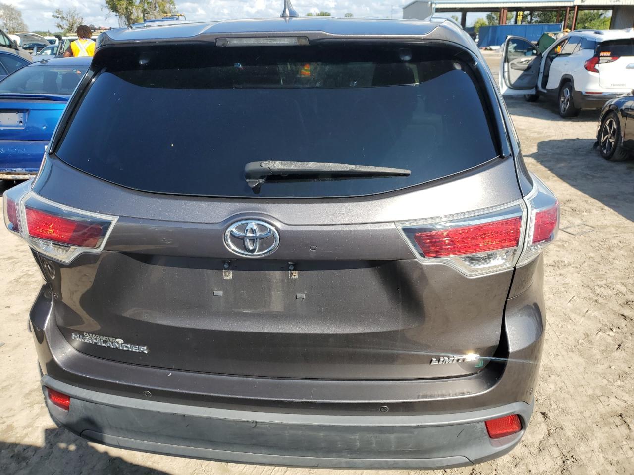 2016 Toyota Highlander Limited VIN: 5TDYKRFH9GS127206 Lot: 73842284