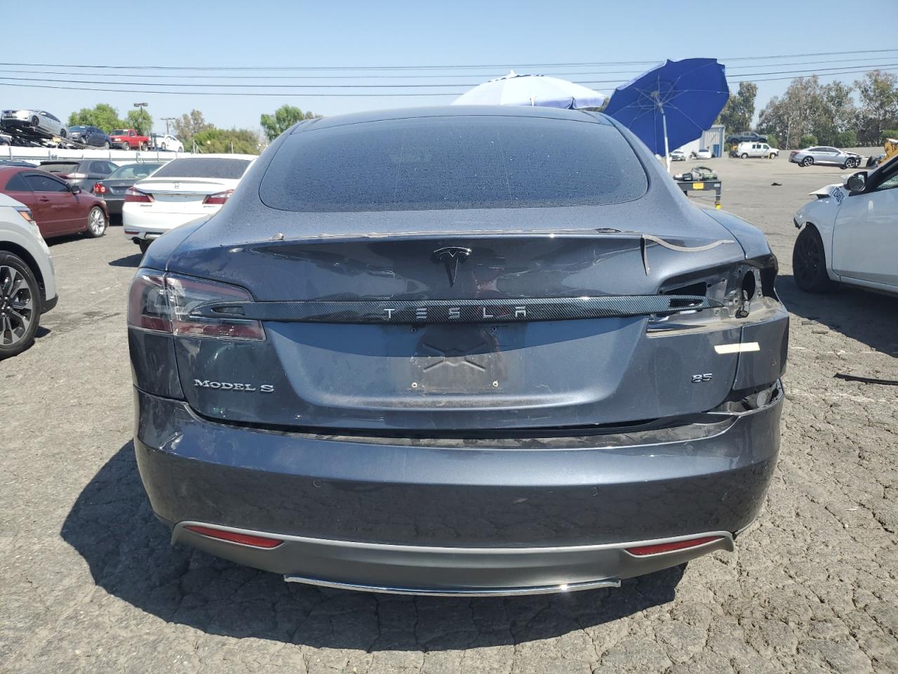 2014 Tesla Model S VIN: 5YJSA1H19EFP61045 Lot: 72474934