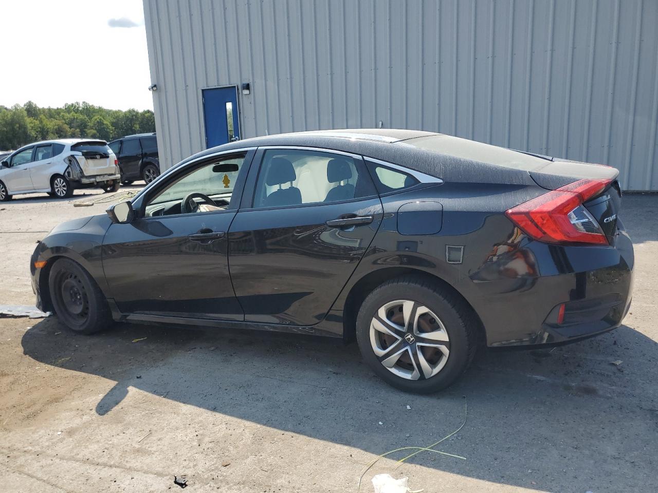 2018 Honda Civic Lx VIN: 2HGFC2F5XJH530488 Lot: 70024944