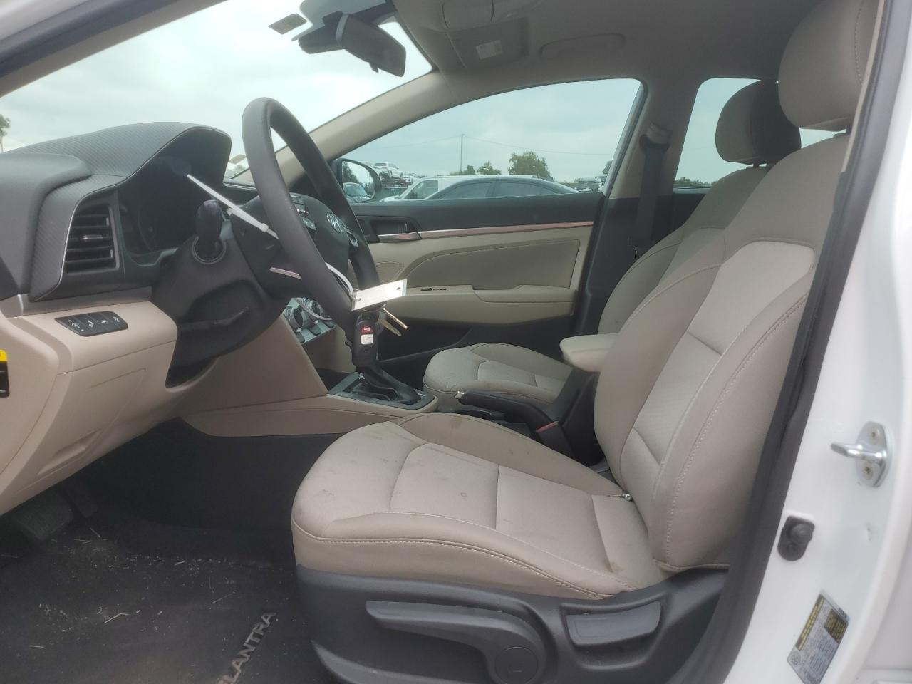 5NPD84LF8KH412903 2019 Hyundai Elantra Sel