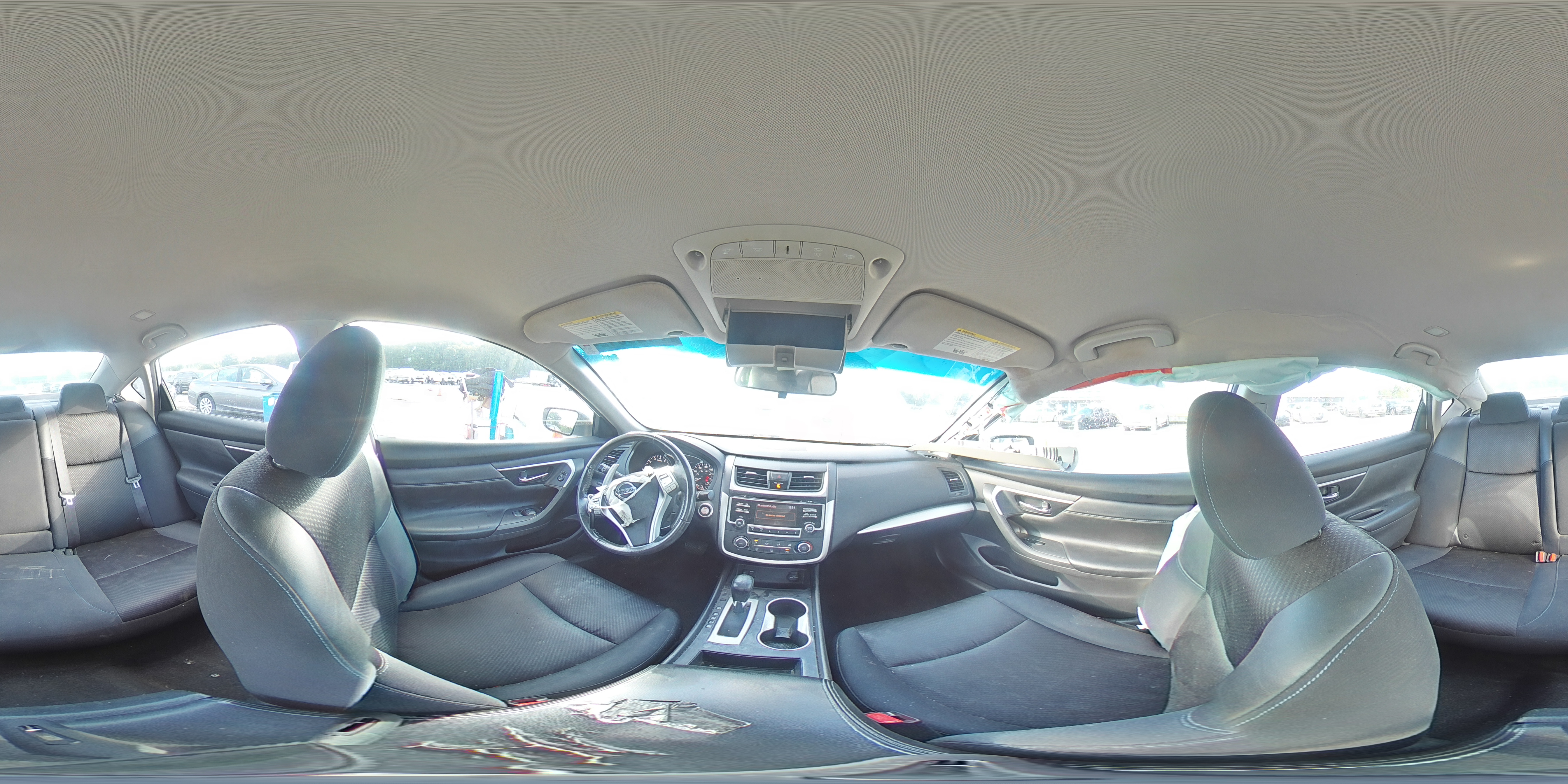 2017 Nissan Altima - Image 12