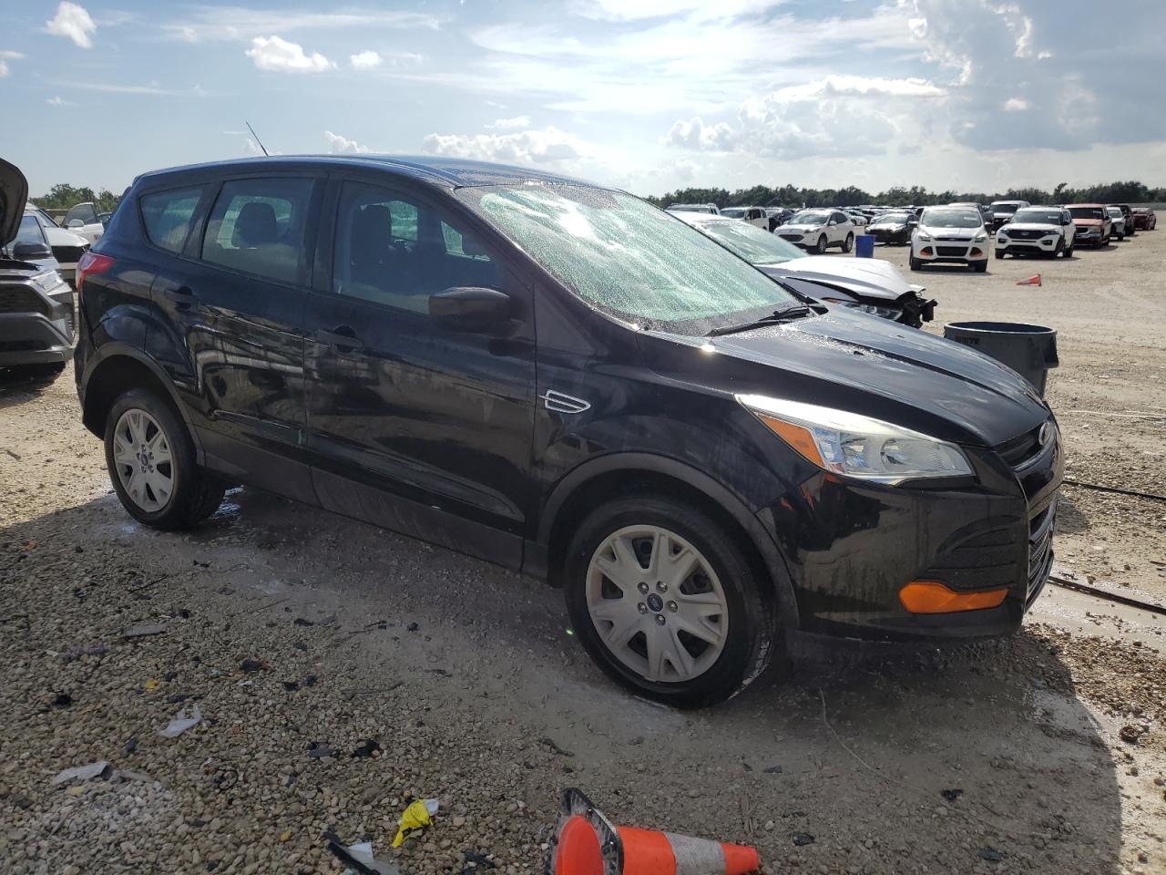 2016 Ford Escape S VIN: 1FMCU0F71GUC35222 Lot: 71707764