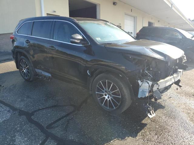  TOYOTA HIGHLANDER 2018 Czarny