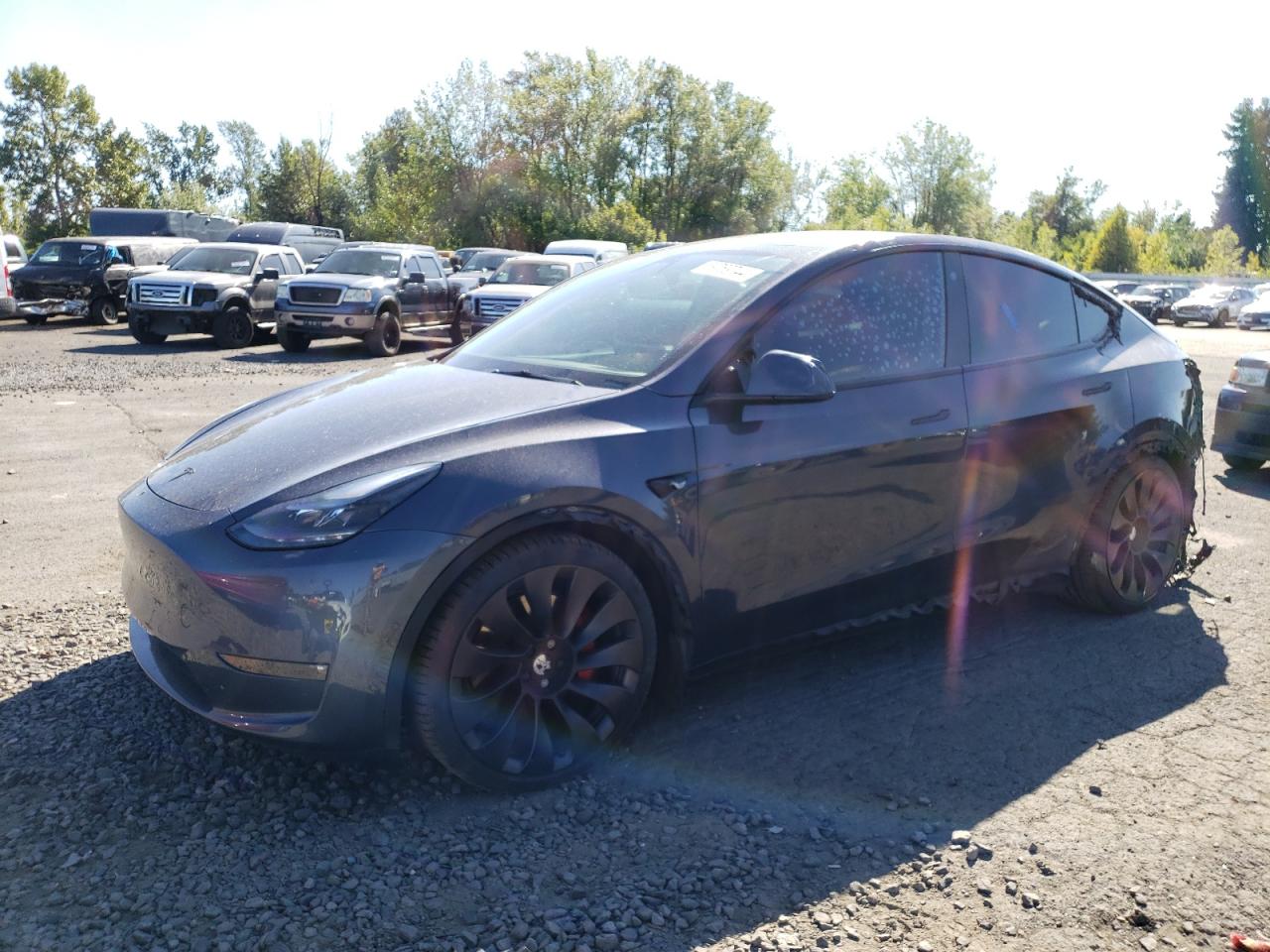 7SAYGDEF4NF346065 2022 TESLA MODEL Y - Image 1