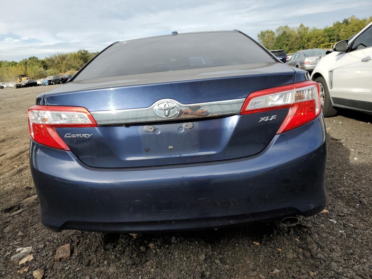 4T4BF1FK8ER388201 2014 Toyota Camry L