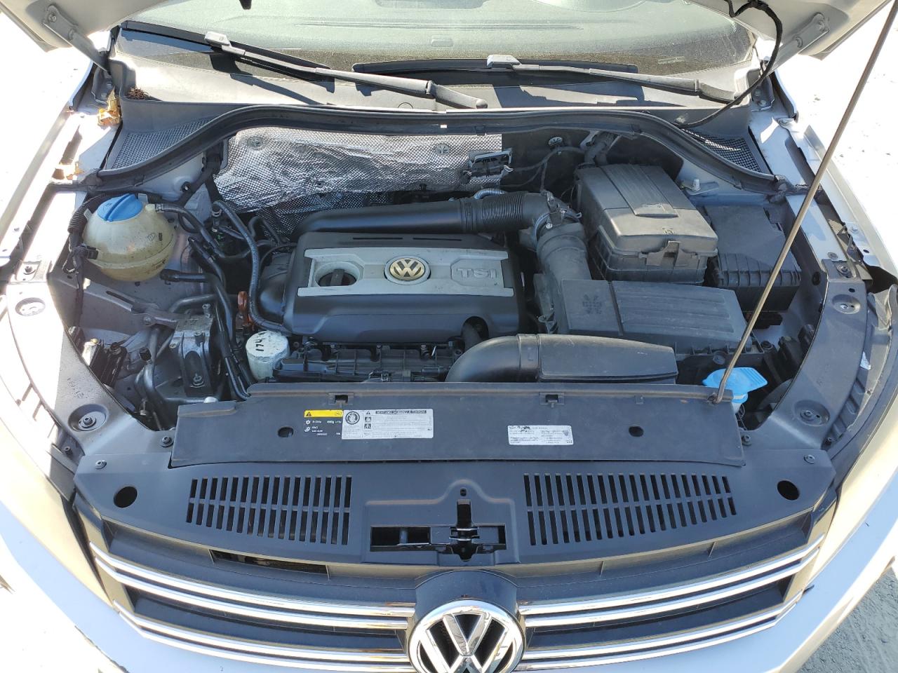 WVGAV7AX7CW538878 2012 Volkswagen Tiguan S