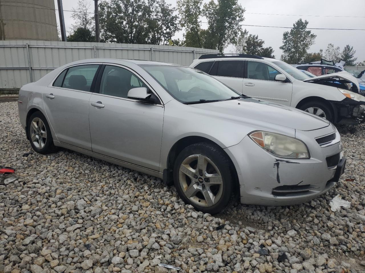 2010 Chevrolet Malibu - Image 4