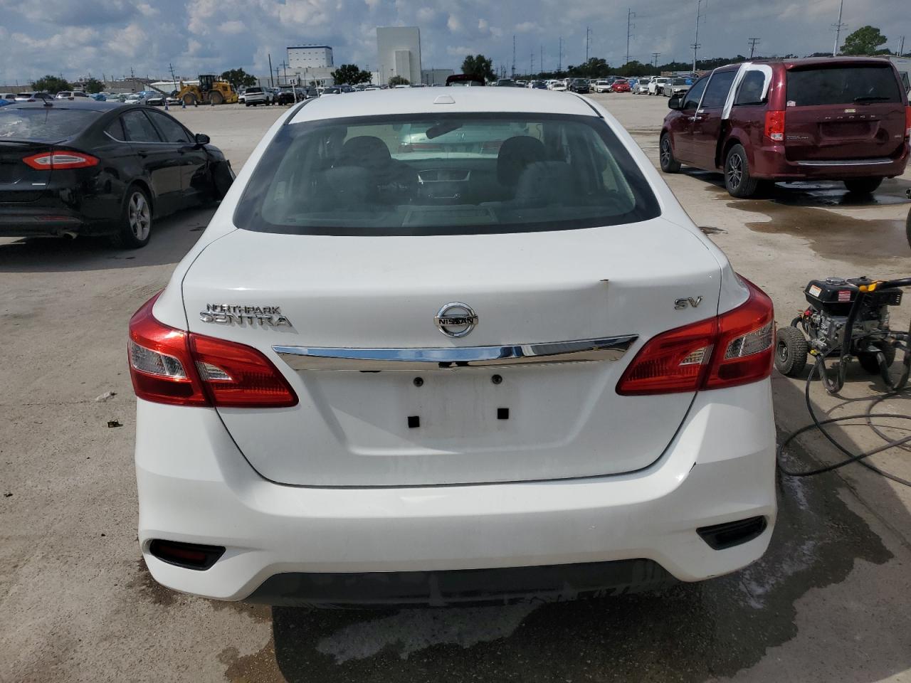 2017 Nissan Sentra S VIN: 3N1AB7AP4HY380631 Lot: 71103614