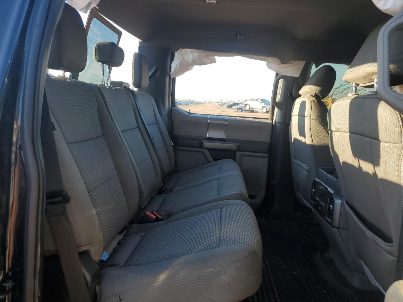 2022 Ford F350 - Image 10