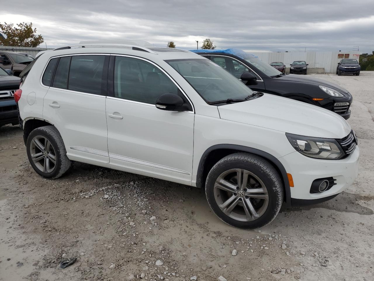 2017 Volkswagen Tiguan Sport VIN: WVGTV7AX6HK022793 Lot: 73116284