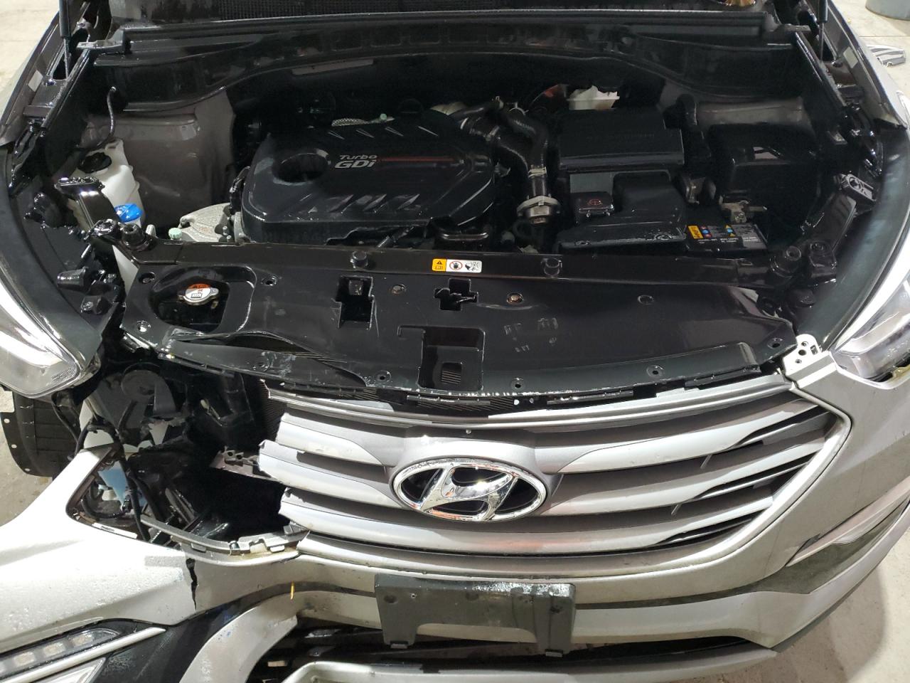 5XYZUDLA1JG529296 2018 Hyundai Santa Fe Sport