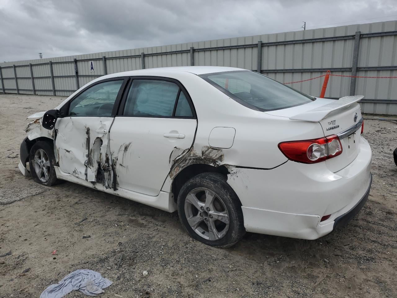 2T1BU4EE3BC690005 2011 Toyota Corolla Base