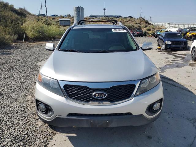  KIA SORENTO 2013 Srebrny