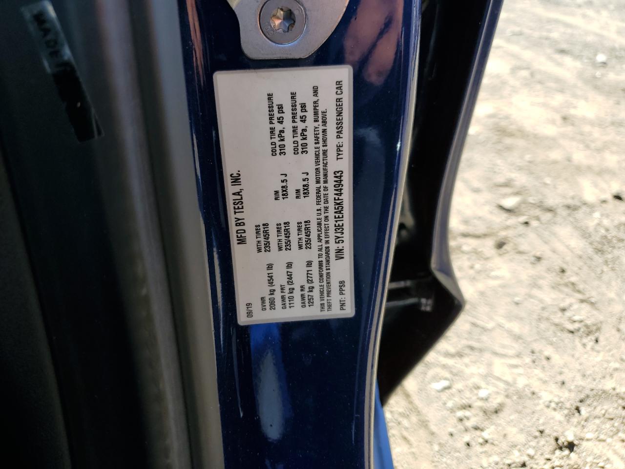 5YJ3E1EA5KF449443 2019 Tesla Model 3