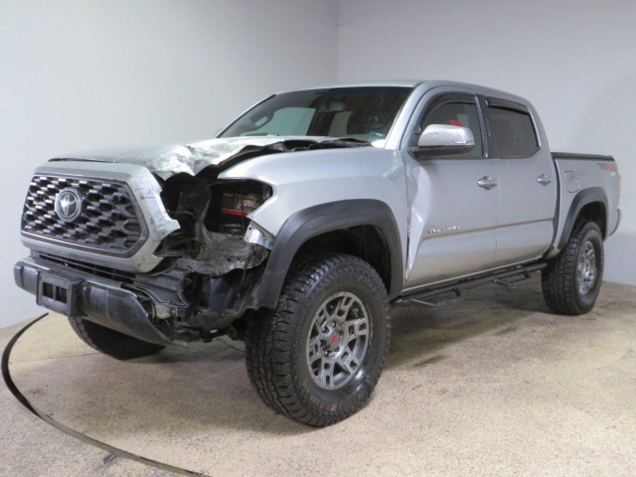 2020 Toyota Tacoma - Image 2