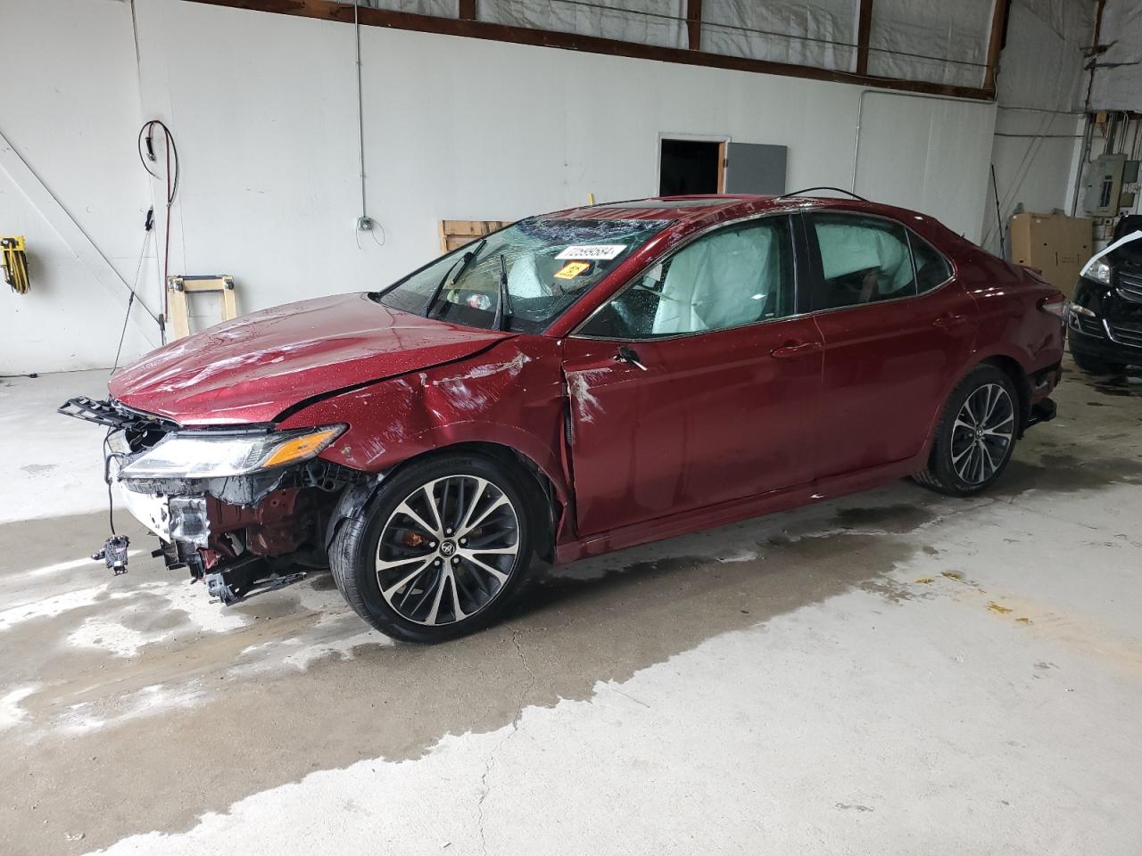 VIN 4T1B11HK7JU554515 2018 TOYOTA CAMRY no.1