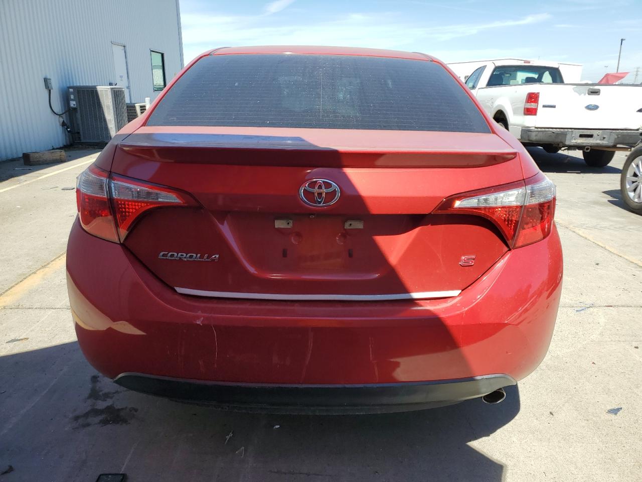 2015 Toyota Corolla L VIN: 5YFBURHE6FP337627 Lot: 70454344