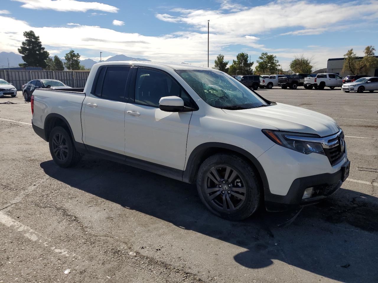 5FPYK2F16JB000247 2018 Honda Ridgeline Sport